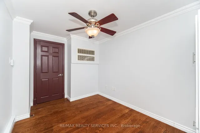 Additional image 30 of 28 Homeland Crt