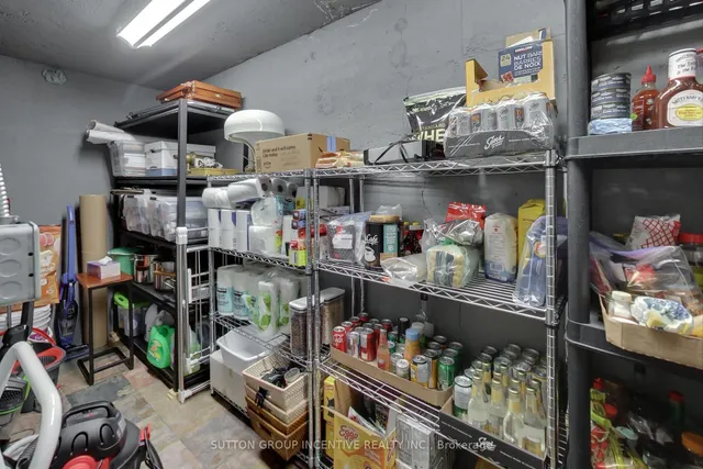 Additional image 48 of 11 Safari Crt