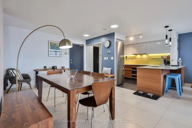 Additional image 8 of 230 King St Unit PH18