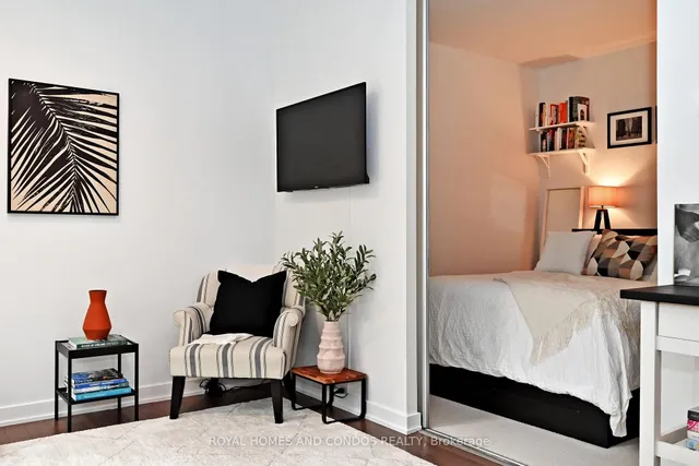 Additional image 32 of 3 Market St Unit 212