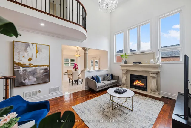 Additional image 12 of 18 Regis Circ