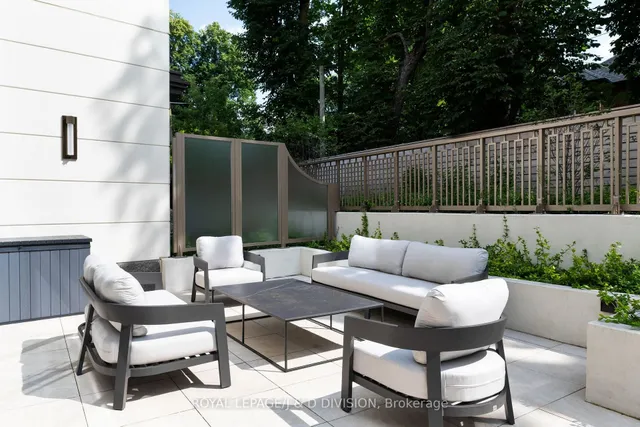 Additional image 37 of 1 Strathgowan Ave Unit TH4