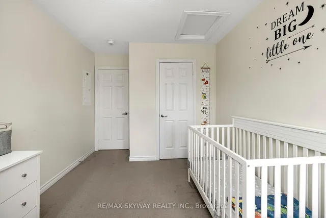 Additional image 36 of 200 Veterans Dr Unit 10