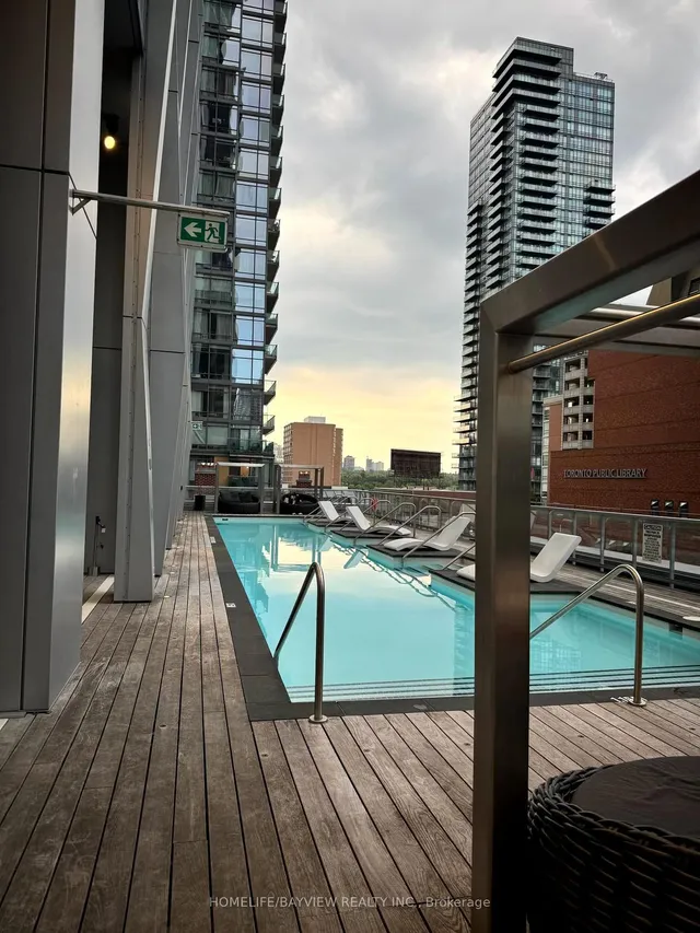 Additional image 8 of 1 Yorkville Ave Unit 3304