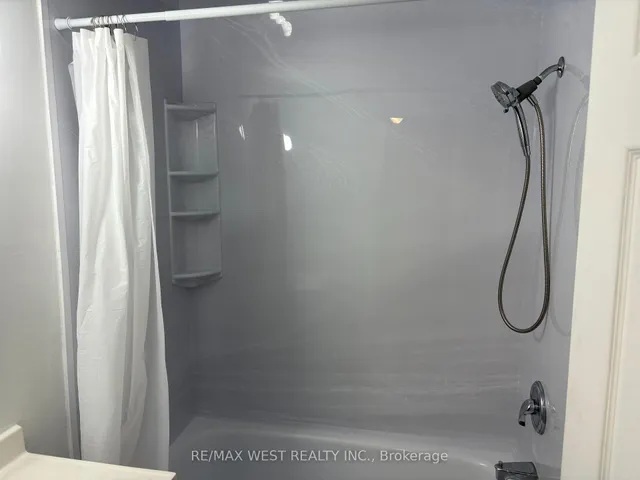 Additional image 5 of 346 Fleetwood Cres