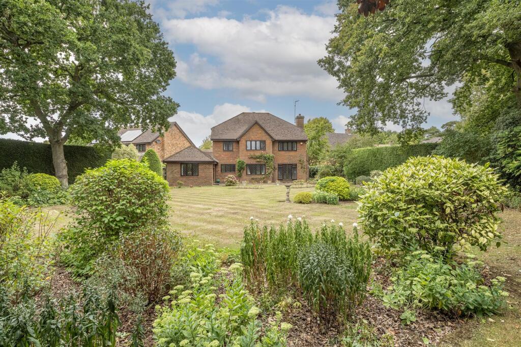 Additional image 8 of Badingham Drive, Harpenden