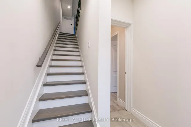 Additional image 5 of 701 Dupont St