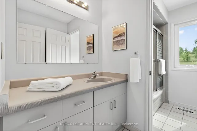 Additional image 44 of 22 Weneil Dr