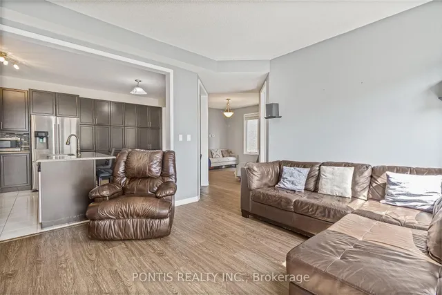 Additional image 20 of 25 FRANCIS LUNDY St