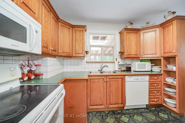 Additional image 10 of 38 Lingarde Dr