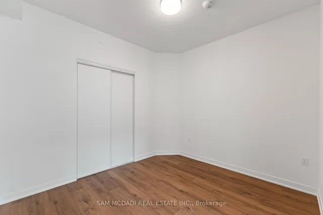 Additional image 14 of 395 Dundas St Unit 819