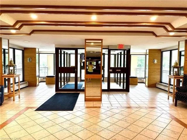 Additional image 5 of 5250 Lakeshore Rd Unit 1708