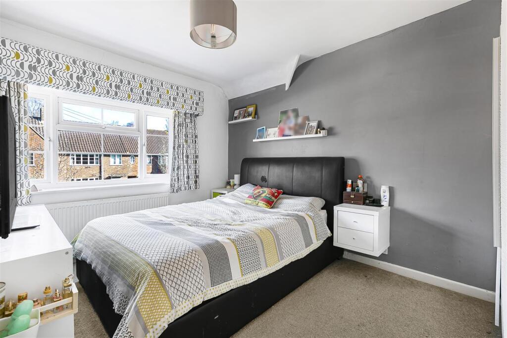 Additional image 8 of Newfields, Welwyn Garden City