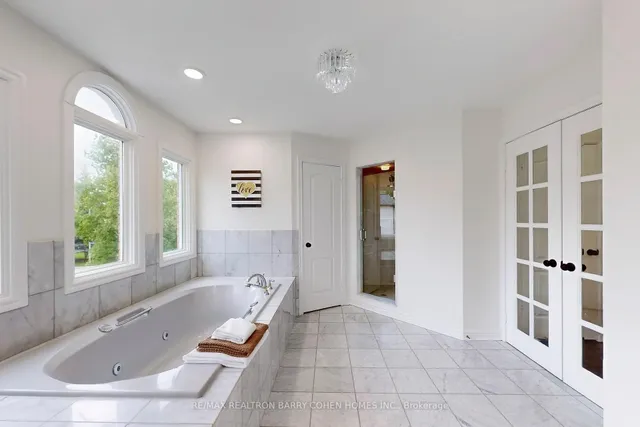 Additional image 28 of 12 Larkfield Dr