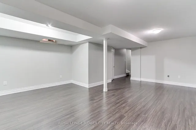 Additional image 41 of 6 Studebaker Tr