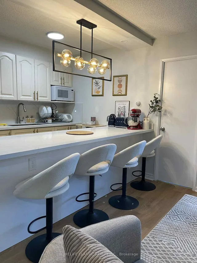 Additional image 7 of 90 Ling Rd Unit 603