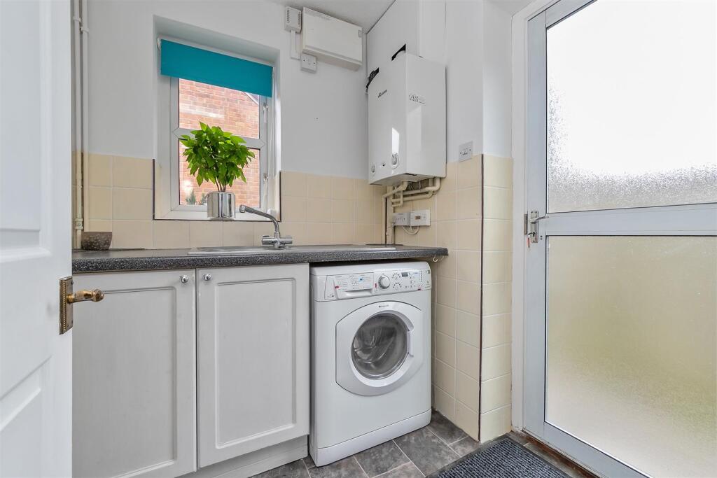 Additional image 6 of Merryfields, St. Albans