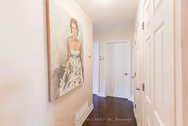 Additional image 47 of 34 Greylawn Cres