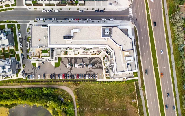 Additional image 39 of 405 Dundas St Unit 813