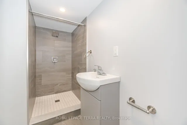 Additional image 43 of 1 Copperfield Rd