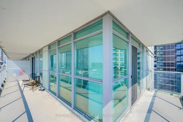 Additional image 28 of 29 Singer Crt Unit 1011