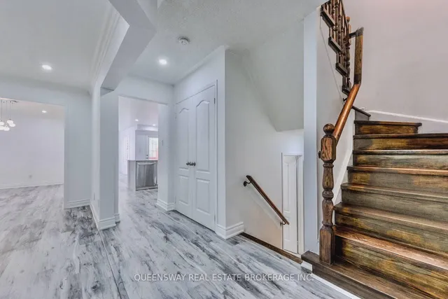 Additional image 5 of 12 Dandelion Rd