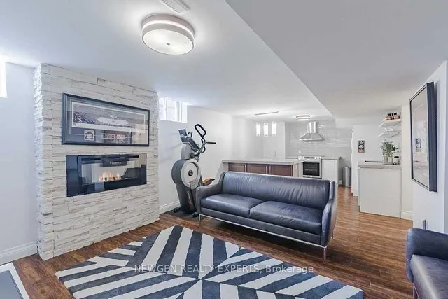 Additional image 10 of 687 Marley Cres