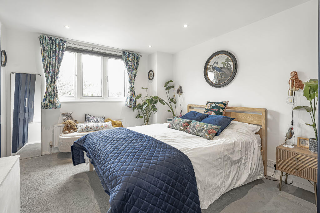 Additional image 6 of Harwood Close, Welwyn Garden City, AL8