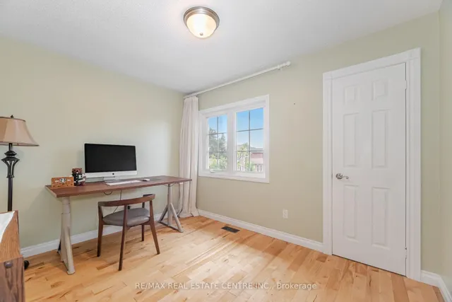 Additional image 30 of 20 Woodbury Crt