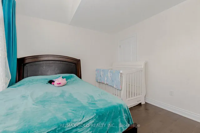 Additional image 34 of 34 Folgate Cres