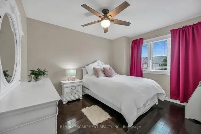 Additional image 33 of 70 Escarpment Dr