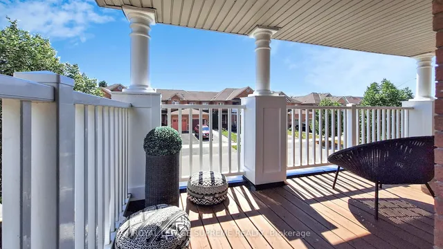 Additional image 14 of 32 Flatfield Terr