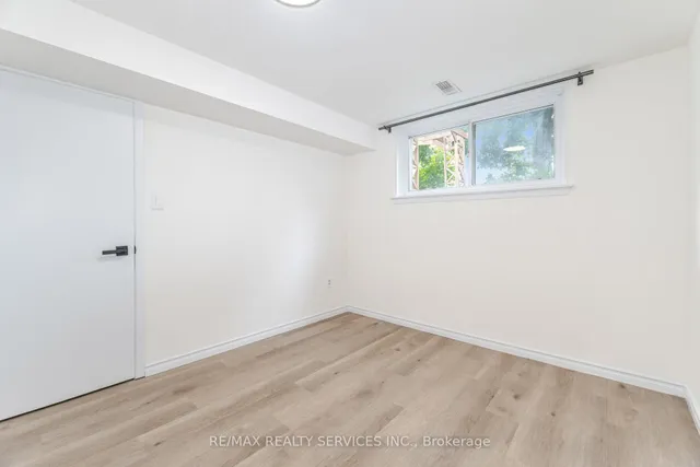 Additional image 41 of 7386 Netherwood Rd