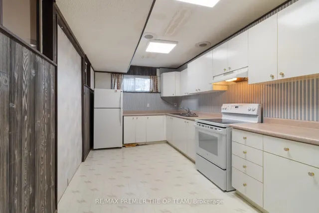 Additional image 32 of 6 Larkfield Rd