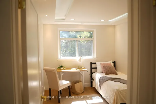 Additional image 14 of 51 Vodden Crt