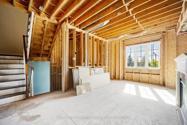 Additional image 6 of 6544 Opera Glass Cres