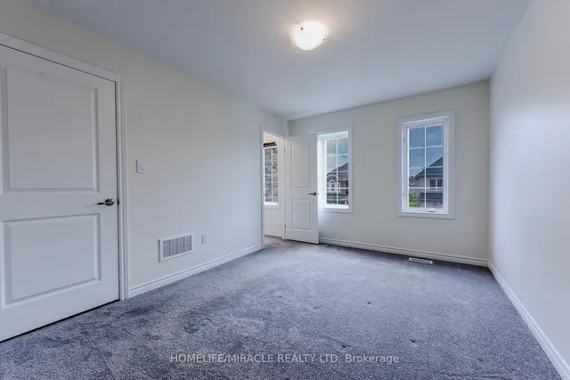 Additional image 27 of 61 Bucksaw St