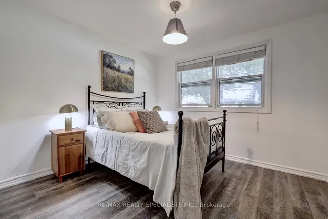 Additional image 16 of 2363 Parkway Dr