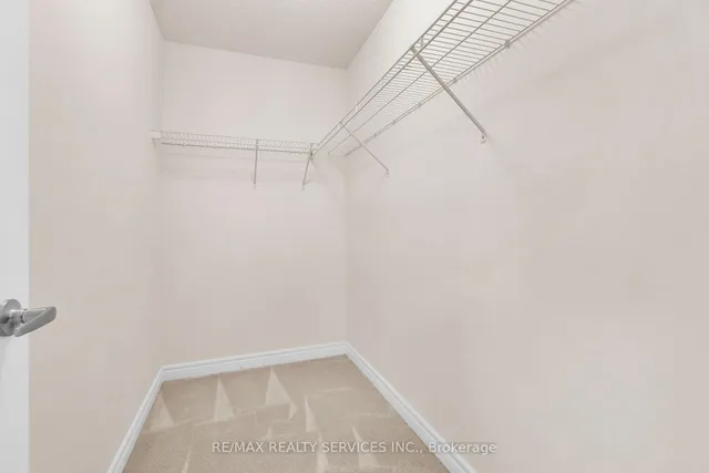 Additional image 29 of 37 Overture Lane