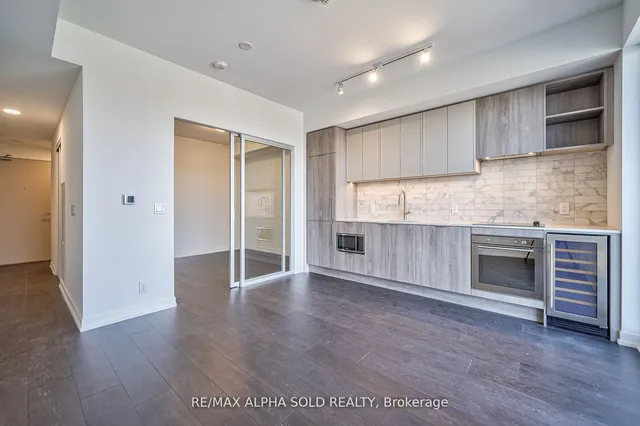 Additional image 18 of 2020 Bathurst St Unit 1108