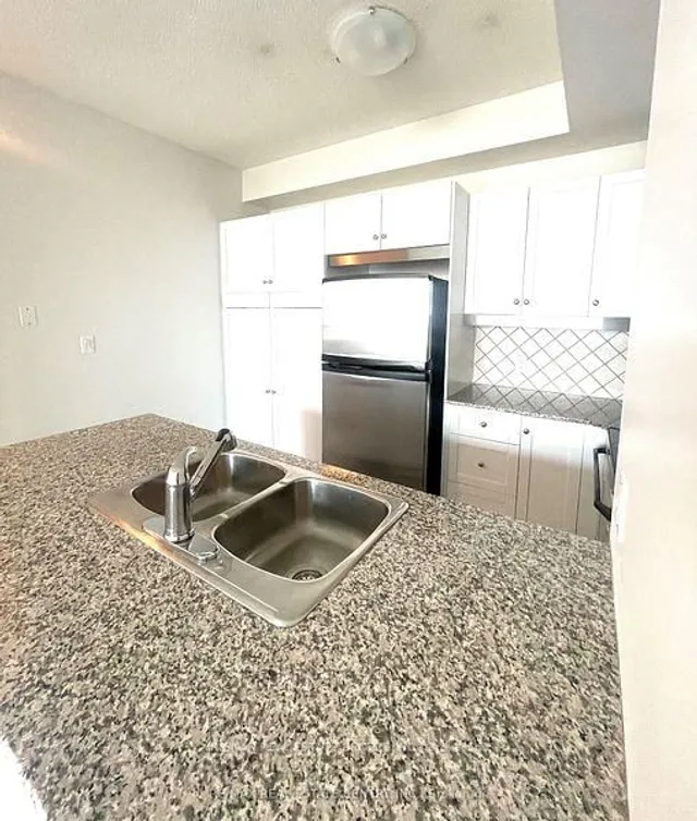 Additional image 8 of 1359 Rathburn Rd Unit 1901