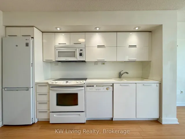 Additional image 21 of 25 Capreol Crt Unit 2002