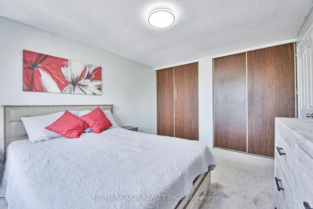 Additional image 32 of 54 Nottawasaga Cres