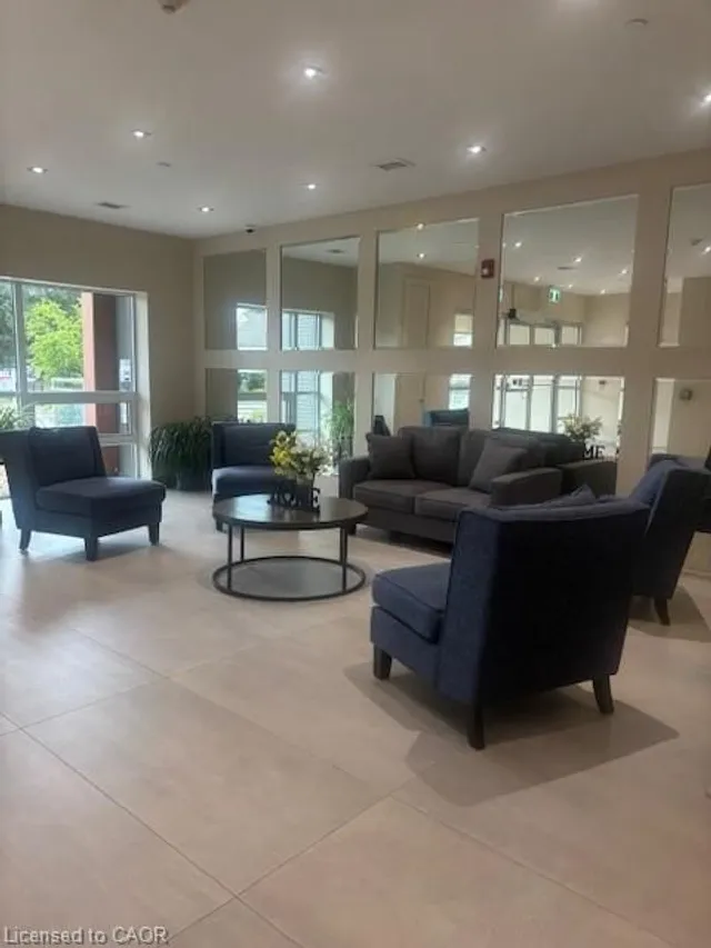 Additional image 2 of 4040 Upper Middle Rd Unit 101