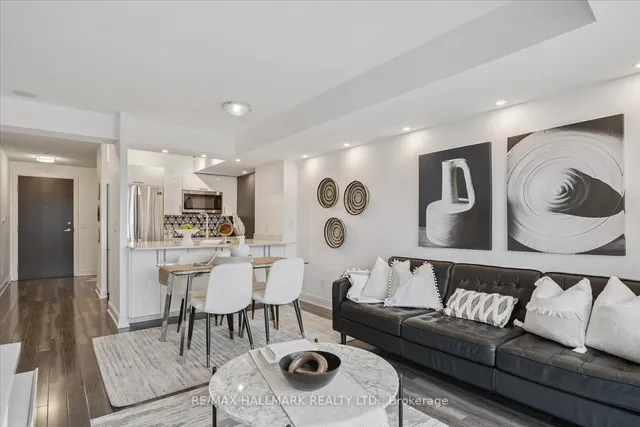 Additional image 37 of 125 Village Green Sq Unit 3006