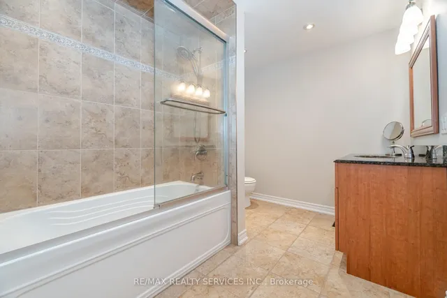 Additional image 31 of 12 Sparklett Cres