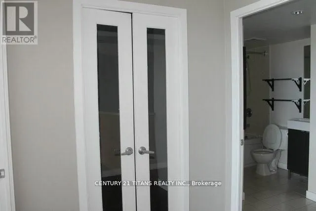 Additional image 5 of 36 Lee Centre Dr Unit 2015