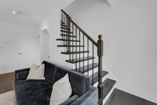 Additional image 22 of 13 Foundry Ave Unit 239