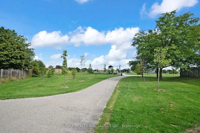 Additional image 26 of 17 Gladstone Sq