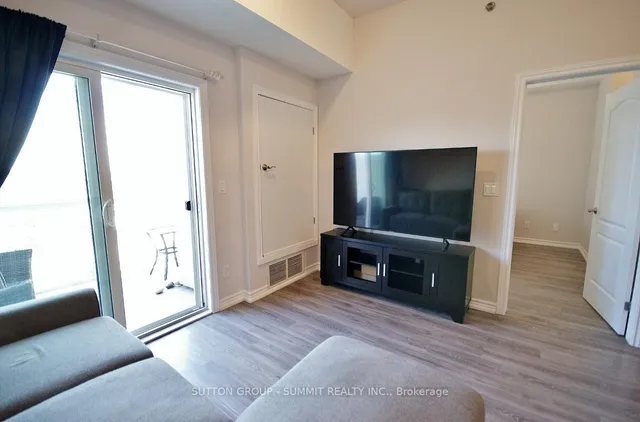 Additional image 15 of 1360 COSTIGAN Rd Unit 411